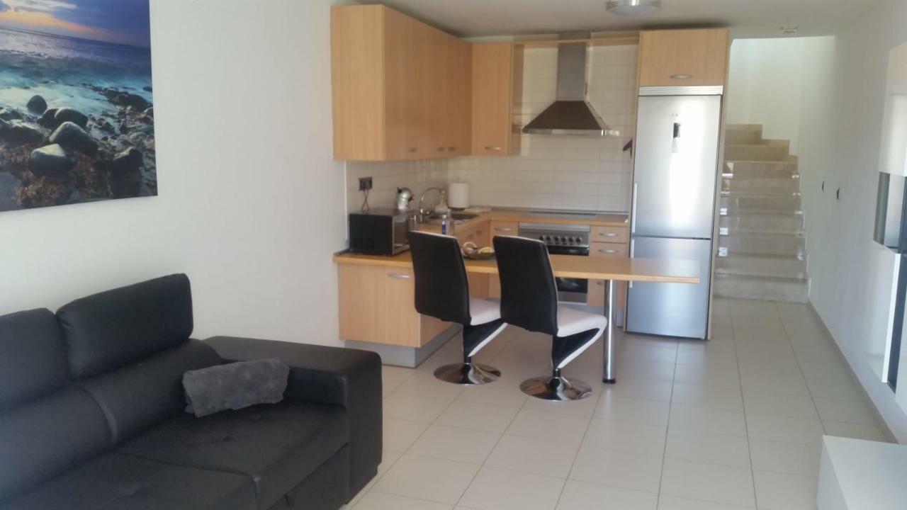 El Rome Duplex Apartment อากาเอเต ภายนอก รูปภาพ